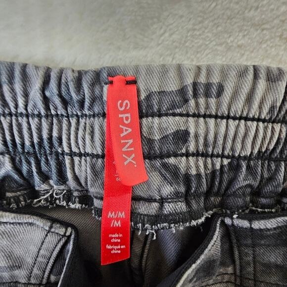 Spanx Stretch Twill Cotton Jogger Medium Camo Comfort Travel Style - Picture 5 of 10